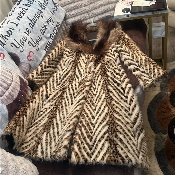 GENUINE LEOPARD FUR VINTAGE FABULOUS LONG COAT ADDITIONAL PHOTOS!! - Picture 11 of 17